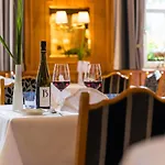 Romantik Schwanefeld & Hotel 4*