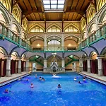 Hotel Romantik Schwanefeld & Meerane