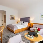 Hotel Romantik Schwanefeld & Meerane