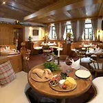 Hotel Romantik Schwanefeld & 4*