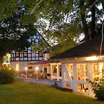 Romantik Schwanefeld & 4* Meerane