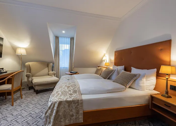 Romantik Schwanefeld & メラーネ