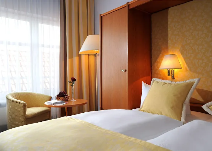 Romantik Schwanefeld & فندق