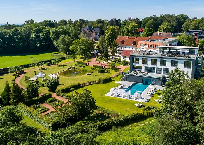 فندق Romantik Schwanefeld &