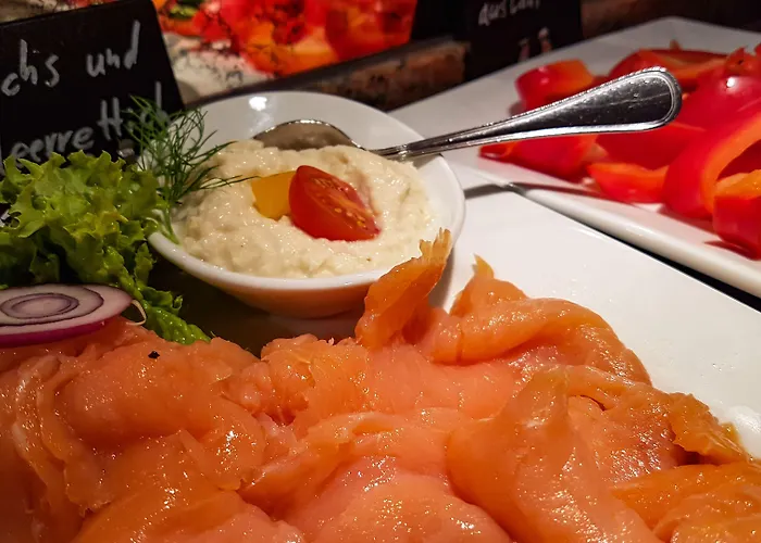 فندق Romantik Schwanefeld & ميرانه