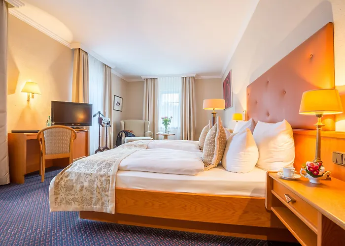 Romantik Schwanefeld & ميرانه