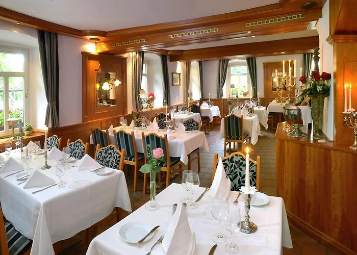 فندق Romantik Schwanefeld &